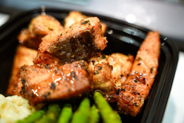 Sticky Salmon Bites with Mash and Broccoli